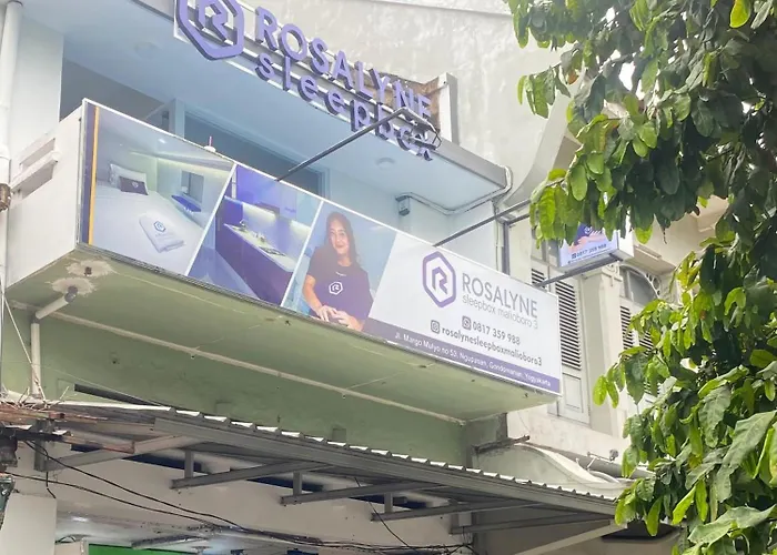 Rosalyne Sleepbox Malioboro 3 Hotel Yogyakarta