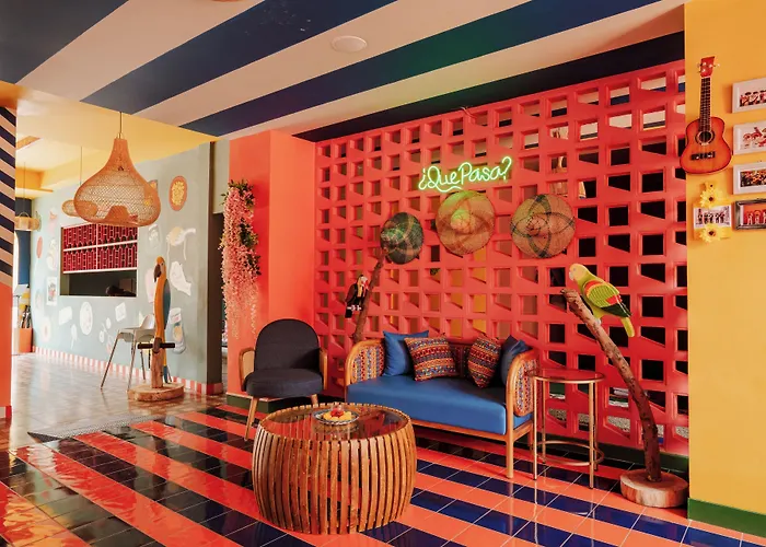 Por Aqui Stay & Dine